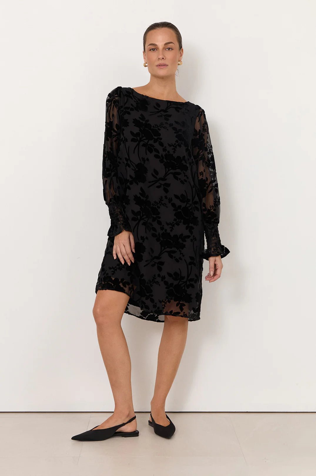 Clover Burnout Short Dress (Black) - Something For Me