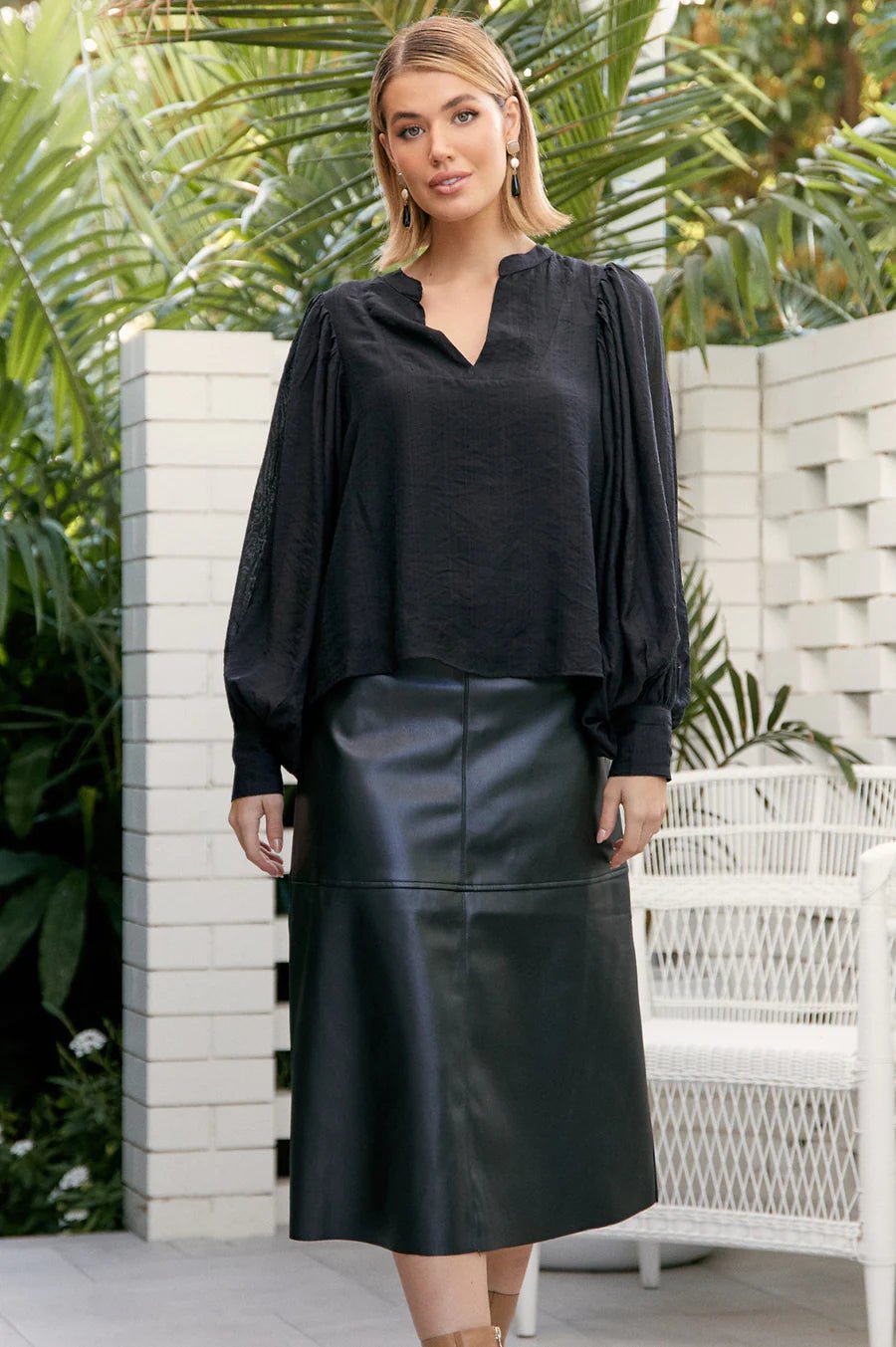 Black leather skirt online best sale