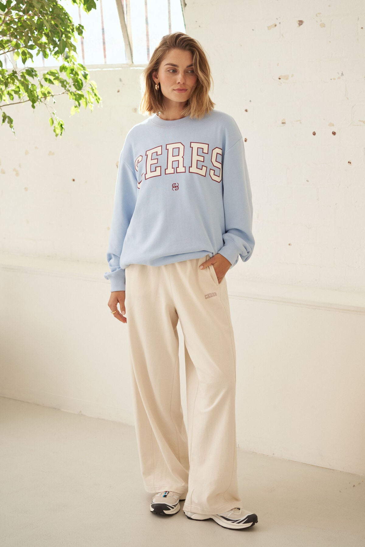 Isla Oversized Slouchy Crew (China Blue/Mulberry Heritage Outline)