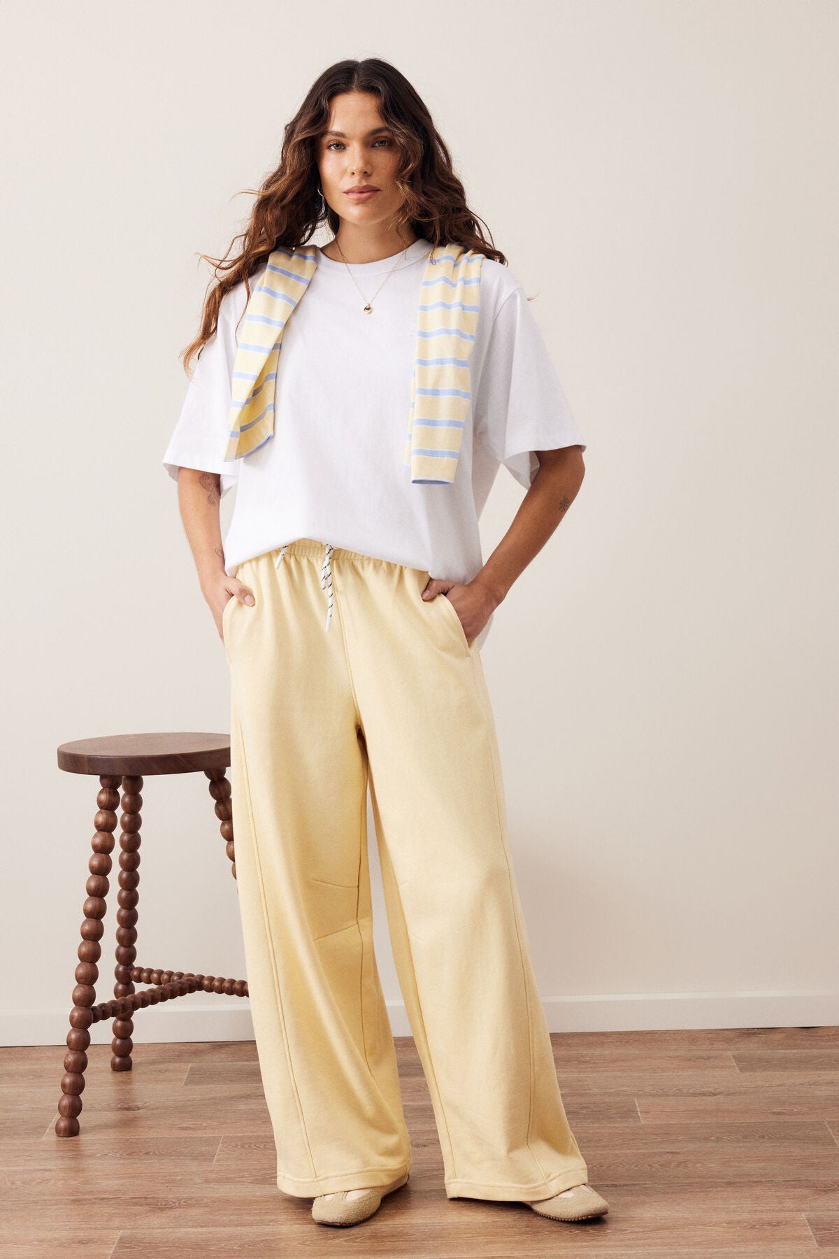 Halle Barrel Trackpant (Butter)