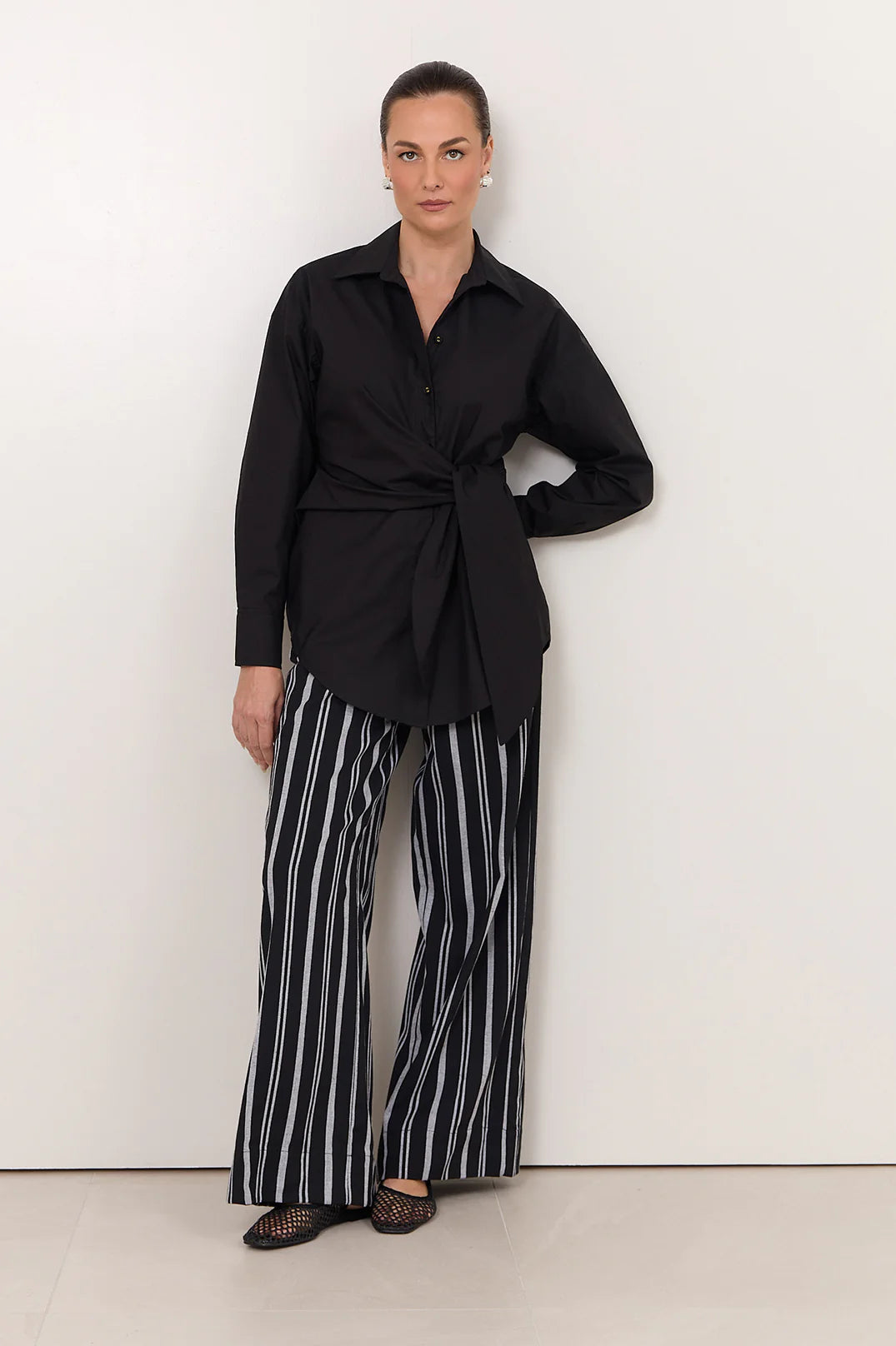 Mina Tie Waist Poplin Shirt (Black)