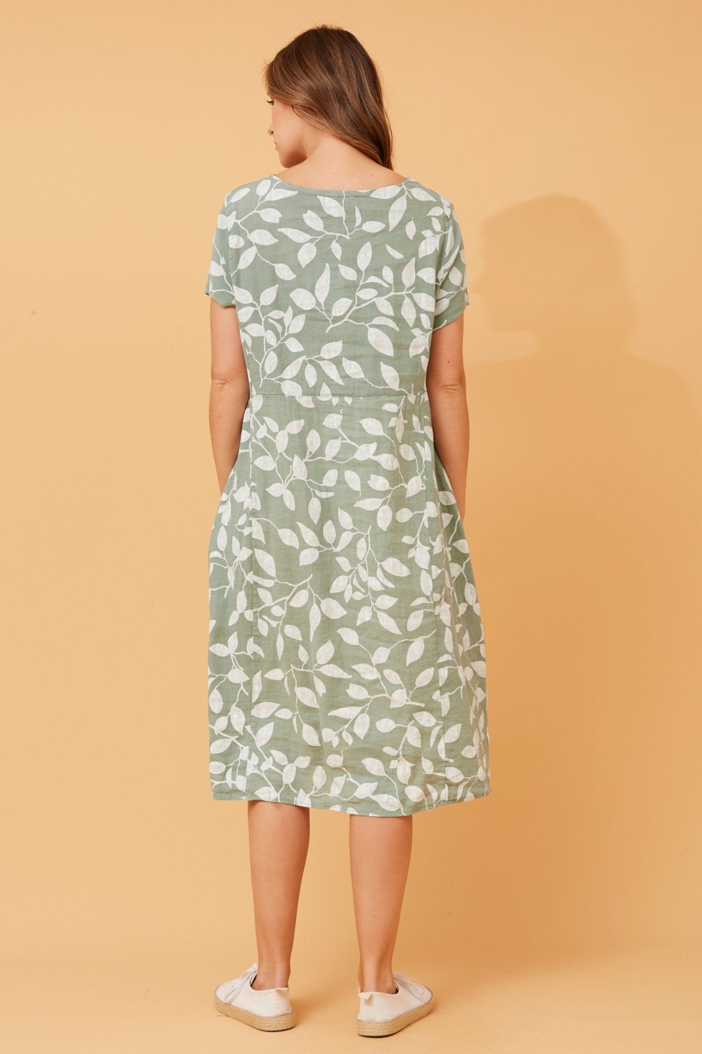 Batista Leaf Print Linen Dress (Sage) - Something For Me​​