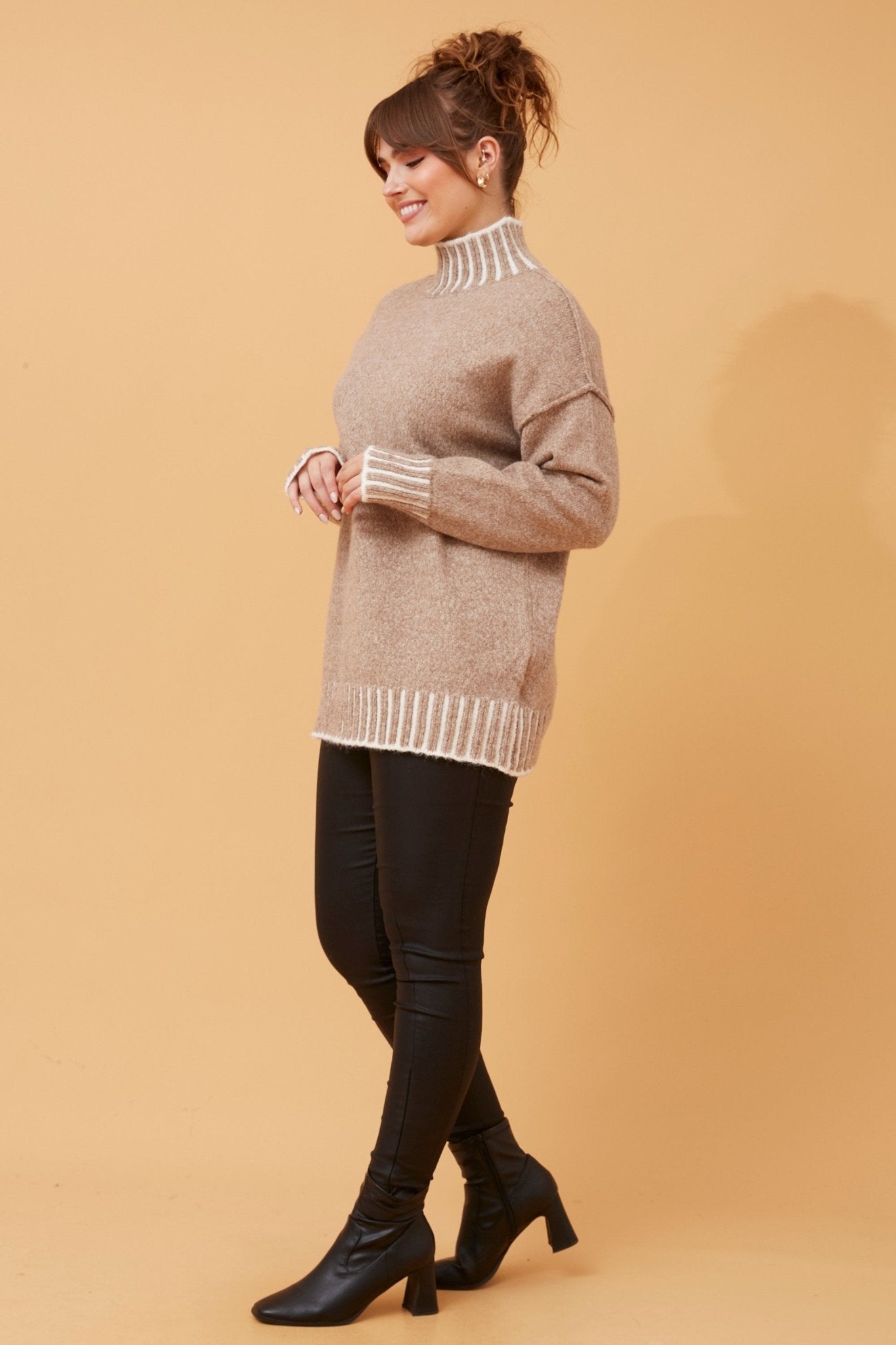 Cas Blanket Stitch Pullover (Beige) - Something For Me​​