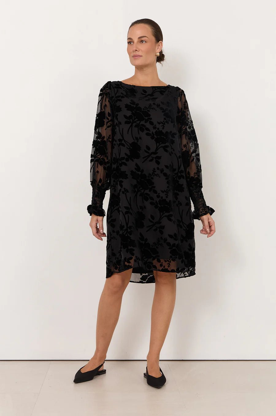 Clover Burnout Short Dress (Black) - Something For Me​​