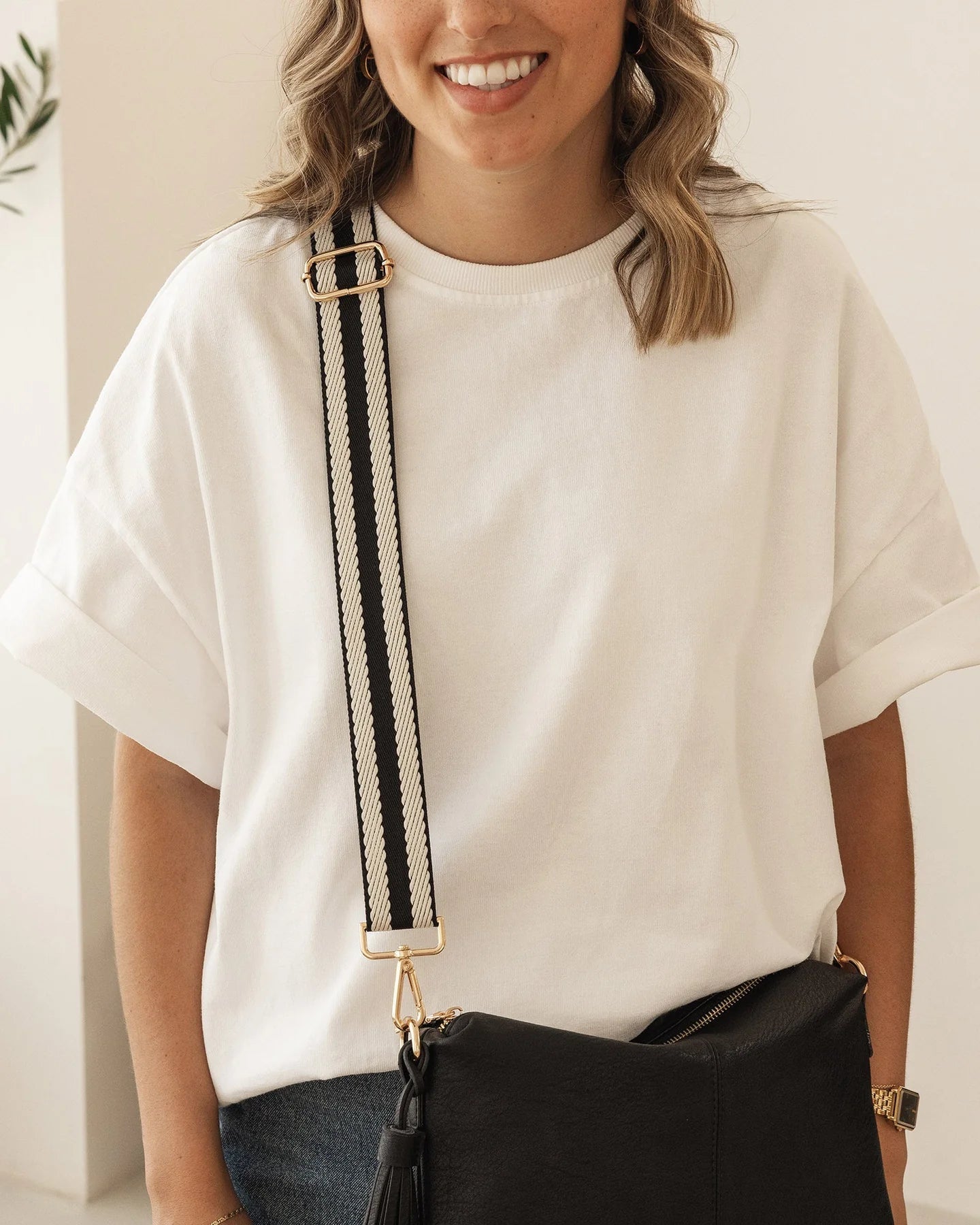 Daisy Stripe Crossbody Bag (Black) - Something For Me​​