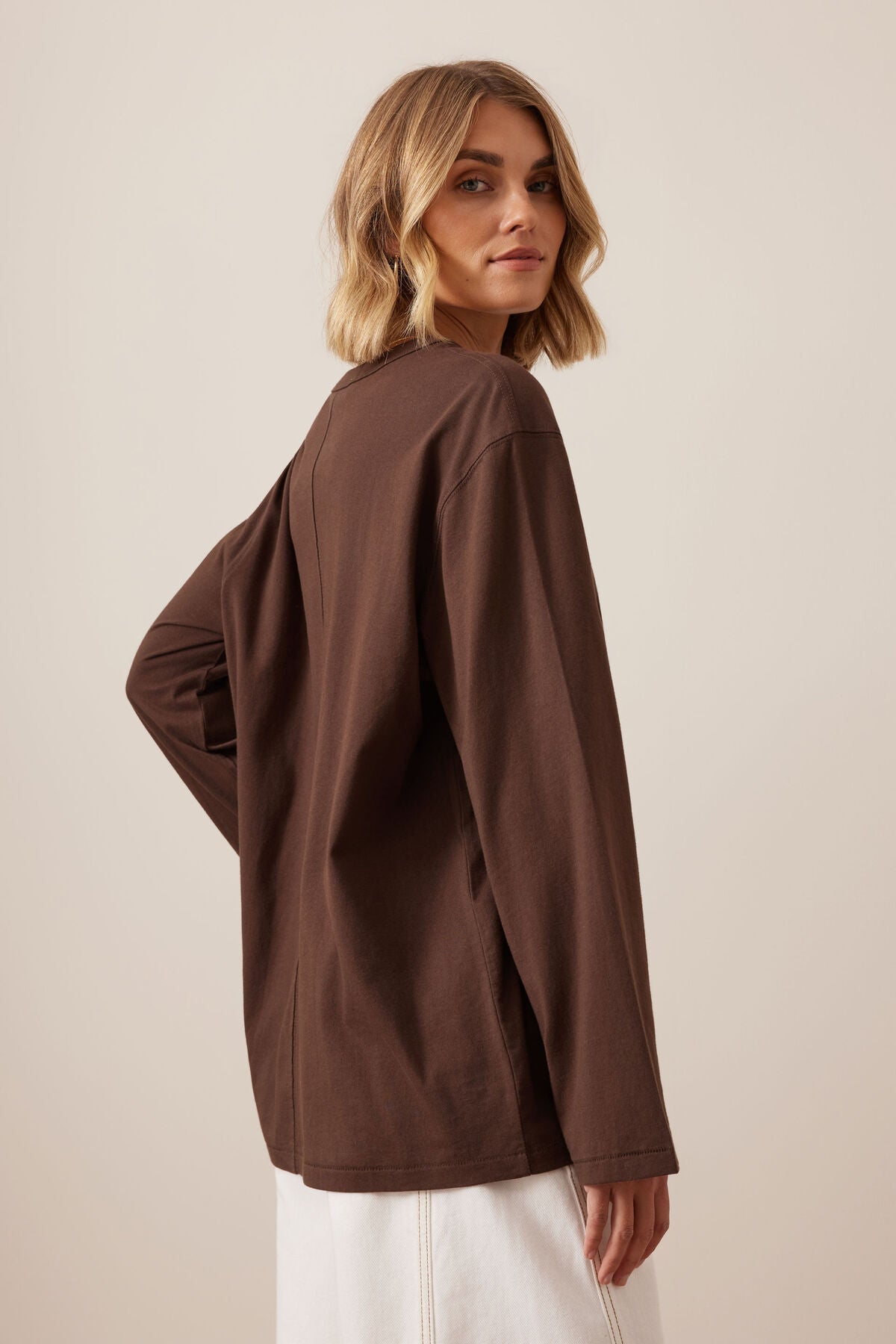 Finn Oversized Long Sleeve Tee (Chocolate) - Something For Me​​