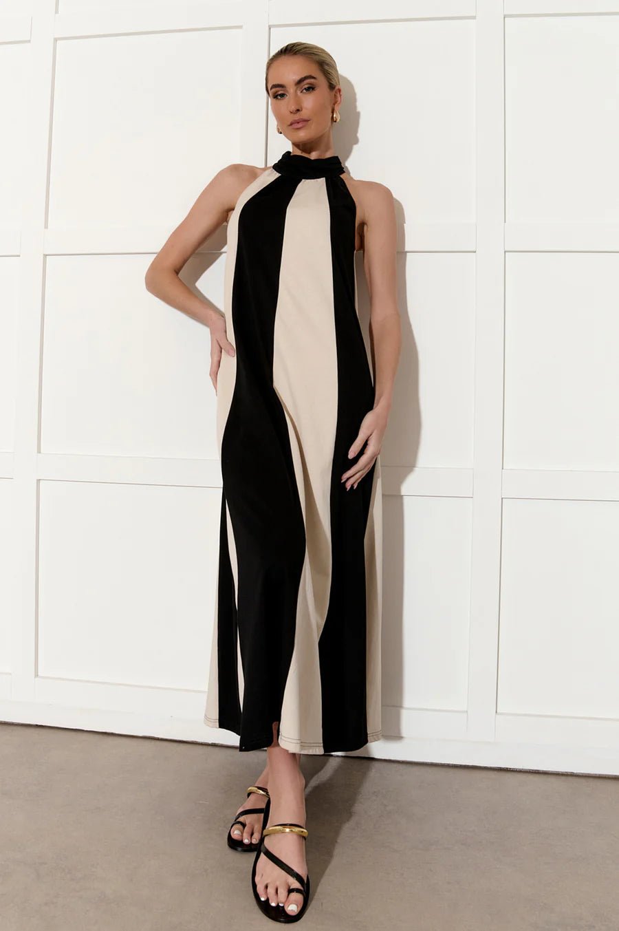 Kendra Contrast Panelled Maxi Dress (Black) - Something For Me​​