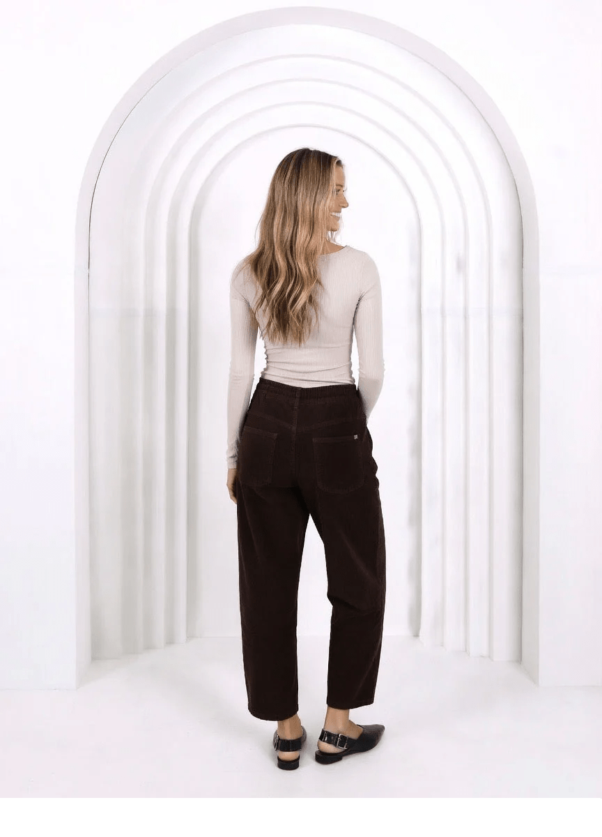 Leo Barrel Jeans Corduroy (Chocolate) - Something For Me​​