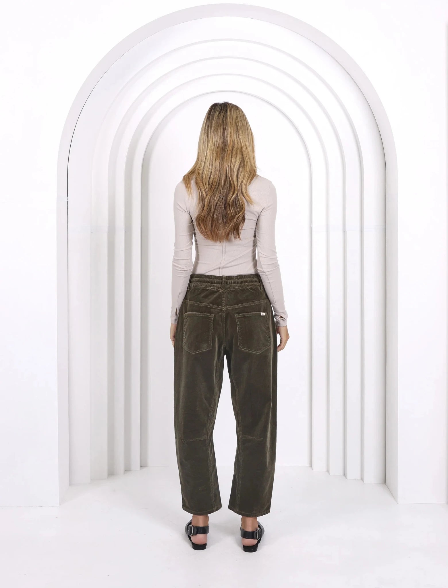 Leo Barrel Jeans (Forest Moss) - Something For Me​​