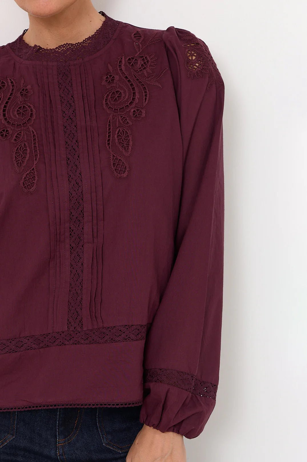 Lou Cut Out Lace Top (Grape) - Something For Me​​