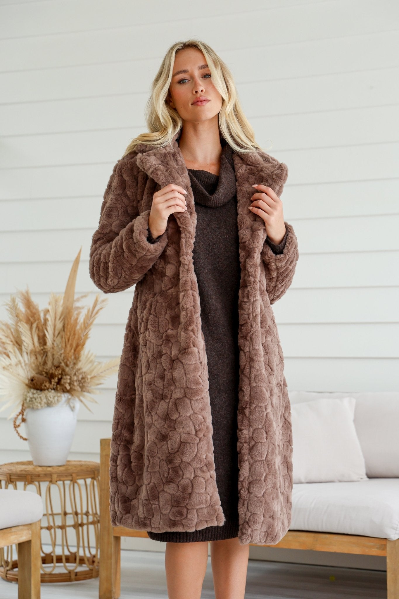 Marilyn Fur Coat (Mocha) - Something For Me​​