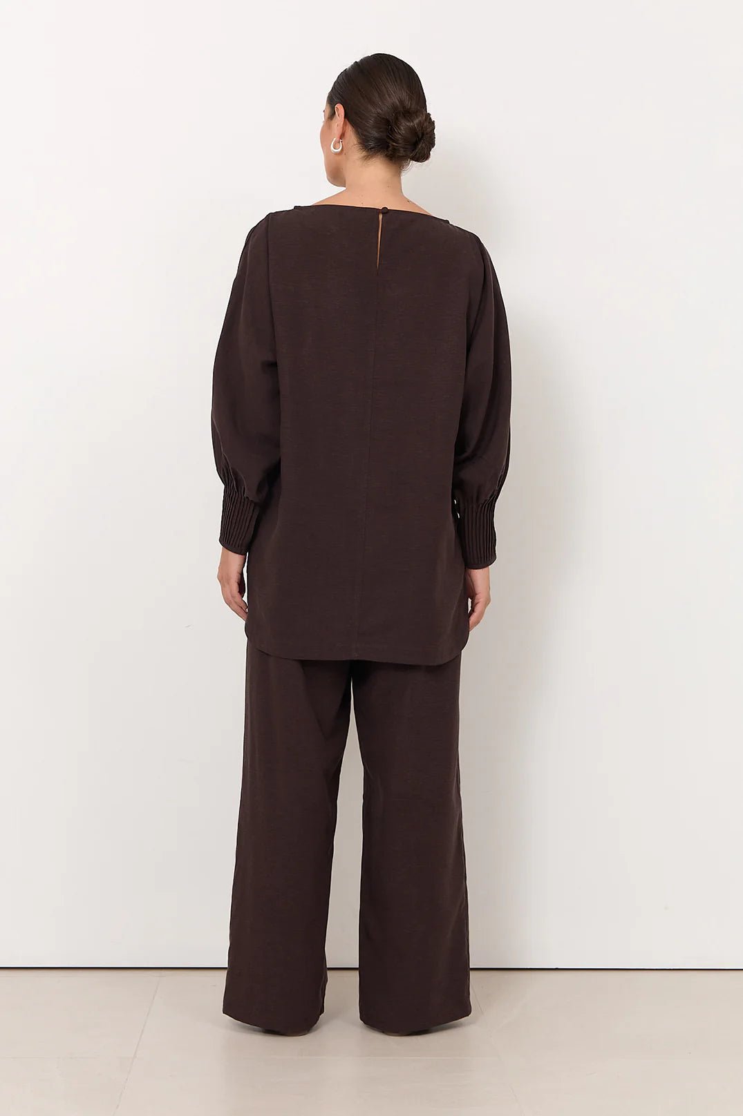 Olas Batwing Top (Chocolate) - Something For Me​​