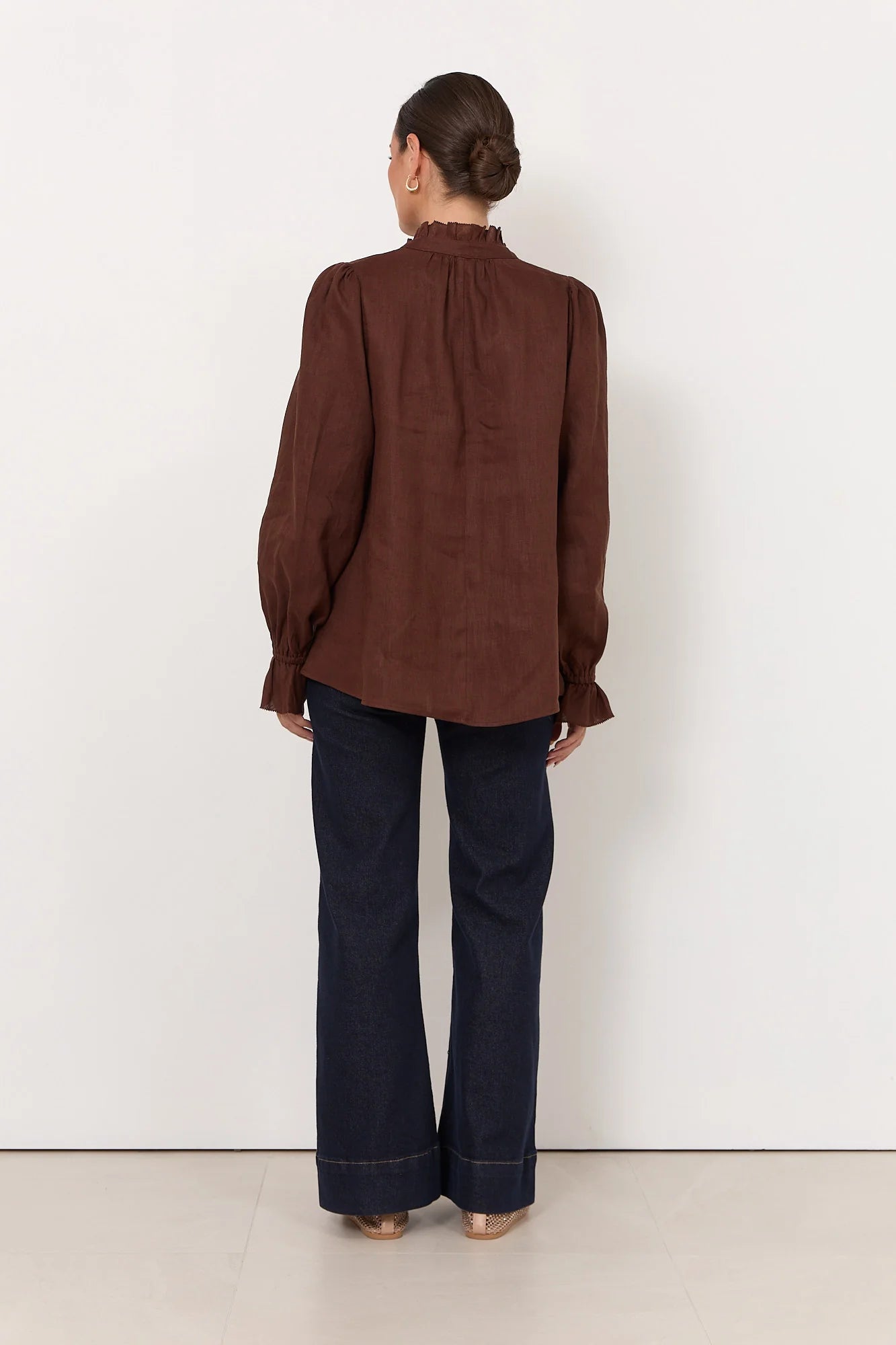 Sandra Long Sleeve Linen Top (Chocolate) - Something For Me​​