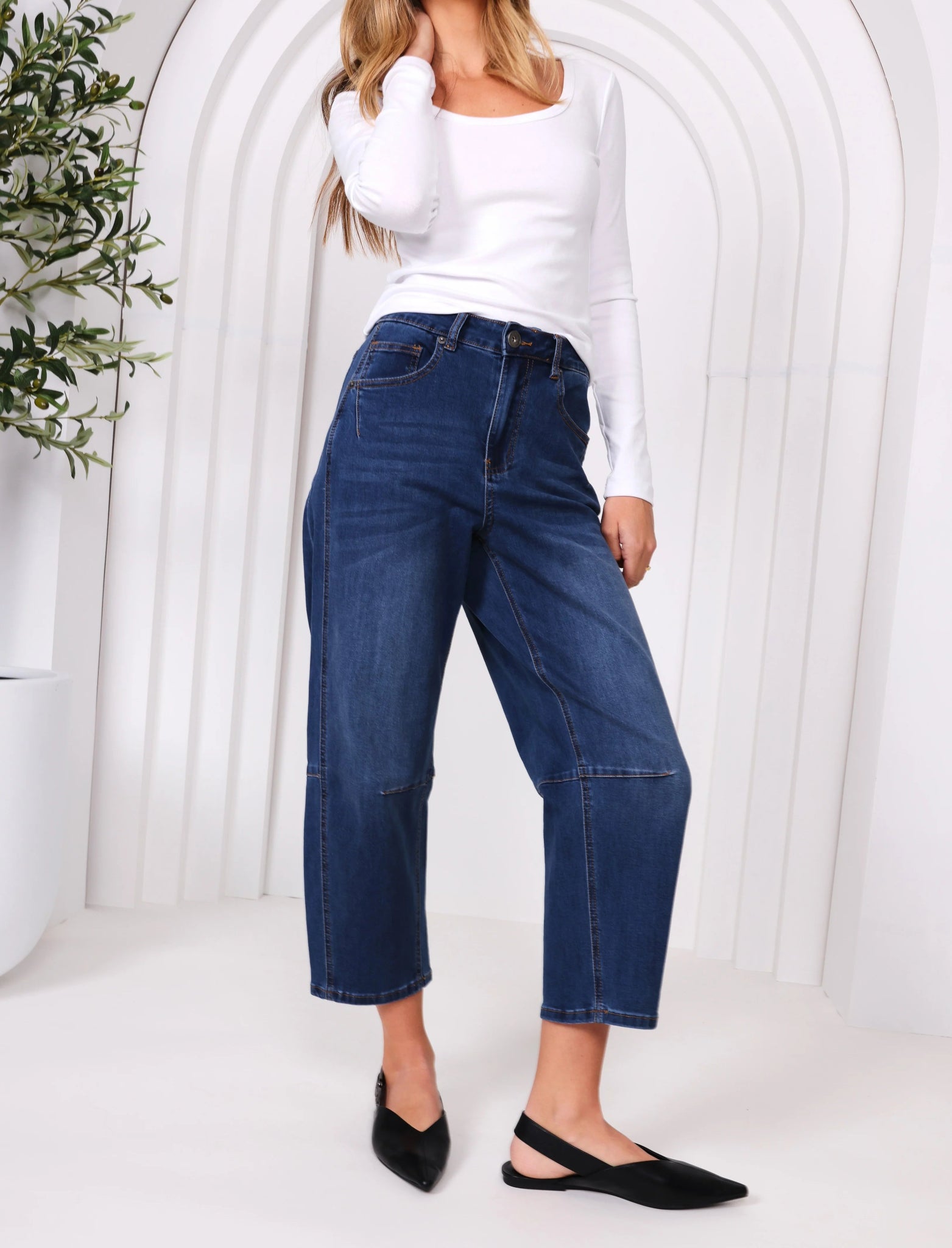 Toni Barrel Jeans (Dark Blue) - Something For Me​​