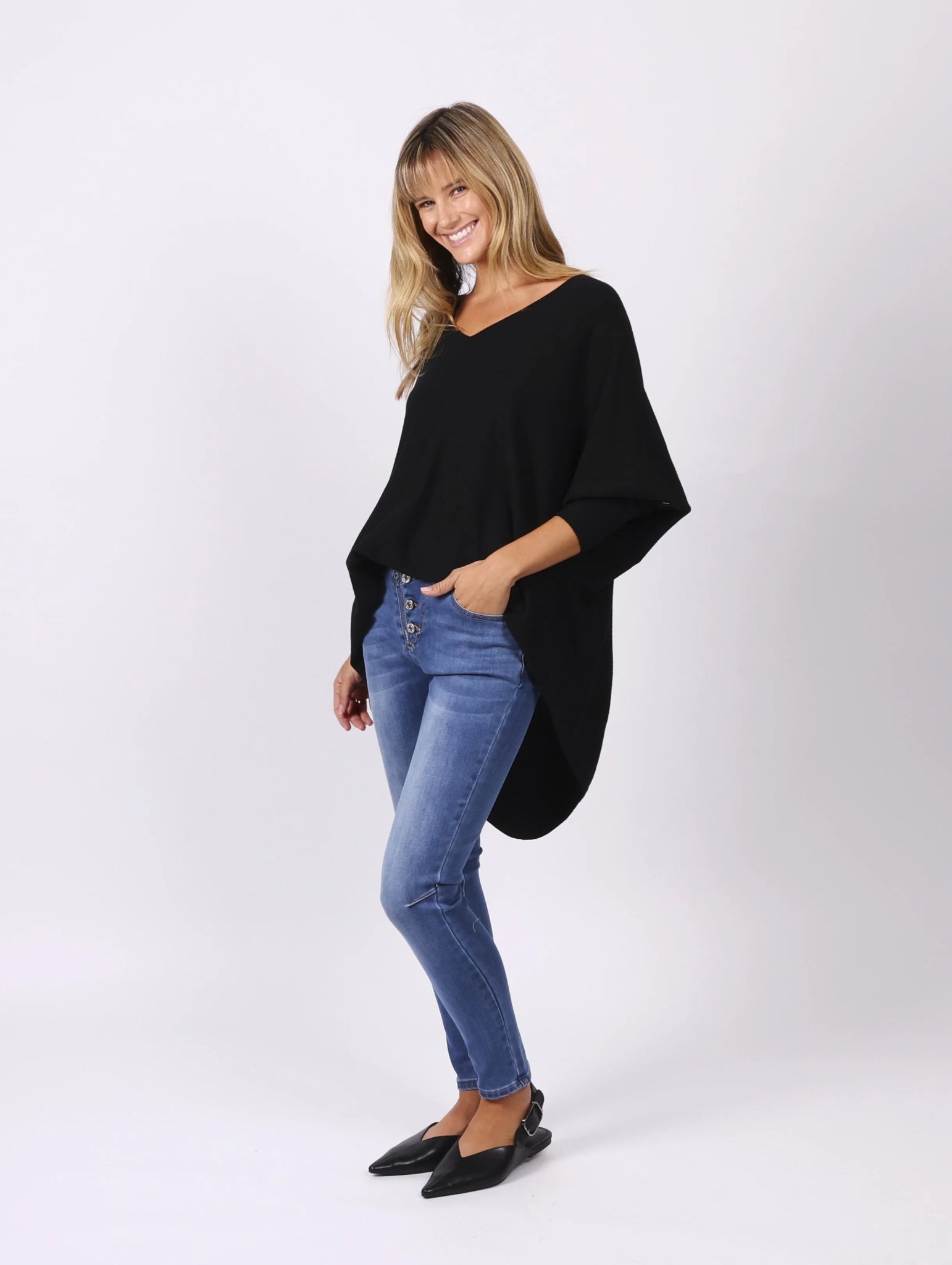 Zoe Oversized Knit Top (Black) - Something For Me​​