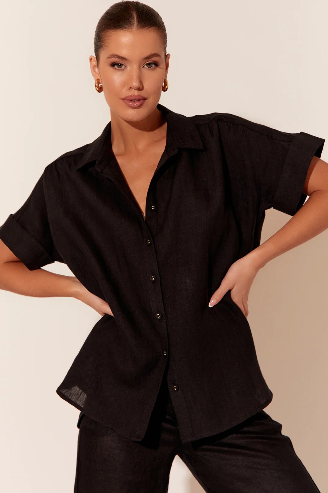 Bryony Linen Short Sleeve Shirt (Black) - Something For Me​​