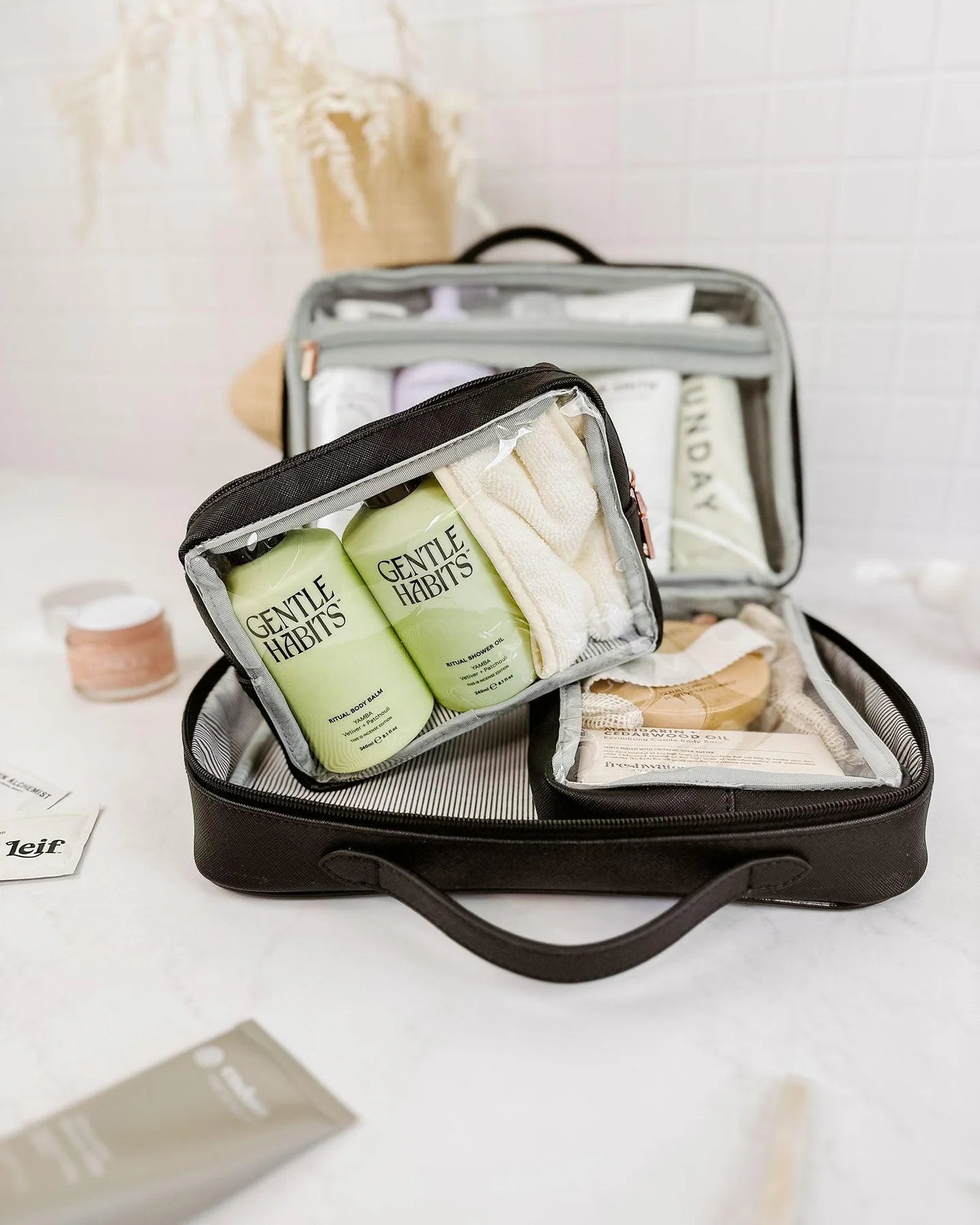 Georgie Cosmetic Case (Black) - Something For Me​​